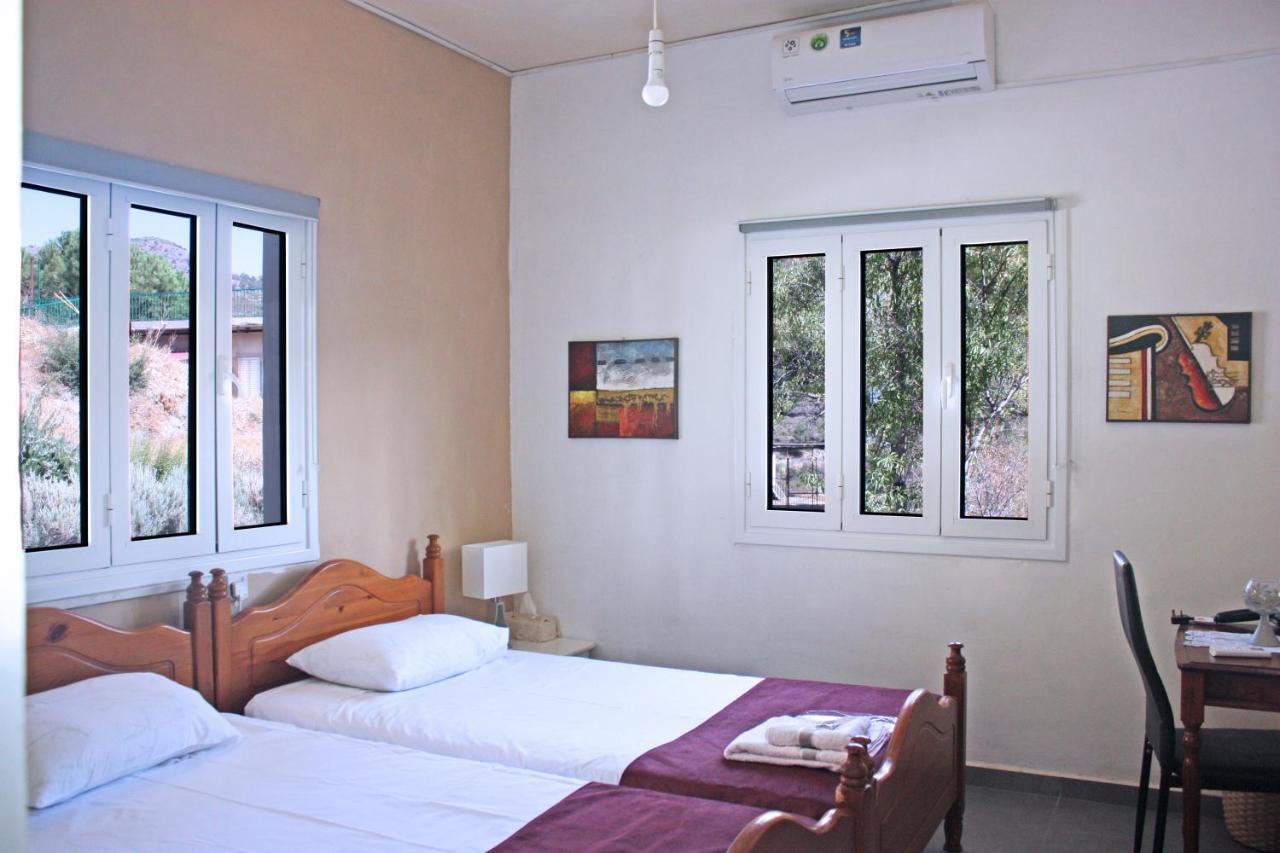 Laoni Guest House In Moutoullas, Marathasa Limassol Eksteriør billede